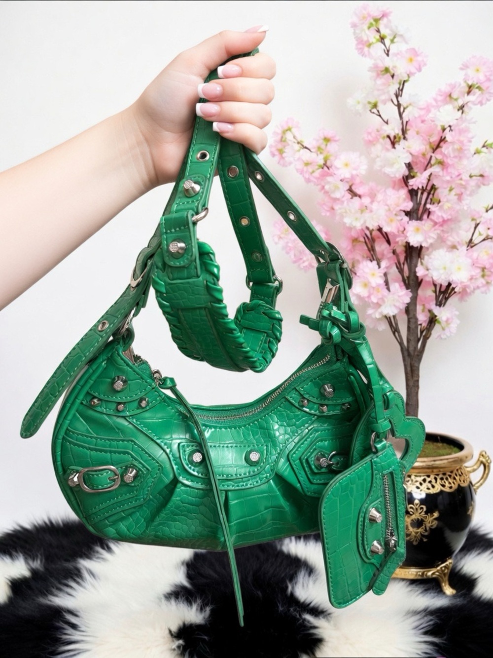 CROC EMBOSSED SHOULDER BAG NWOT